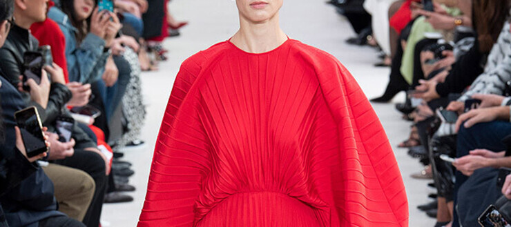 pleating trend