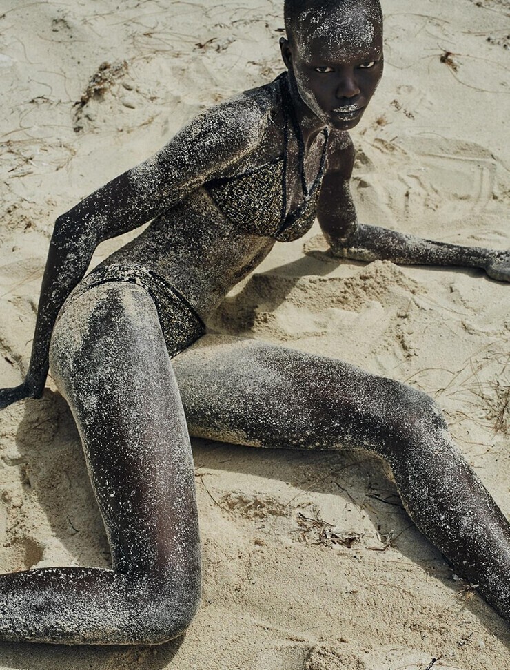 Grace Bol by Txema Yeste