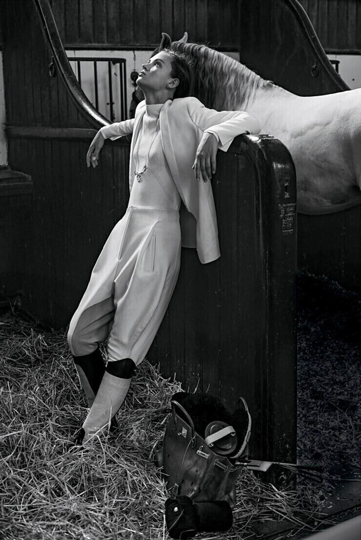 Adrienne Juliger modelo