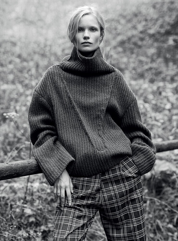 Polina Oganicheva model