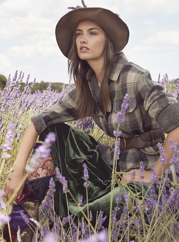 Ronja Furrer model