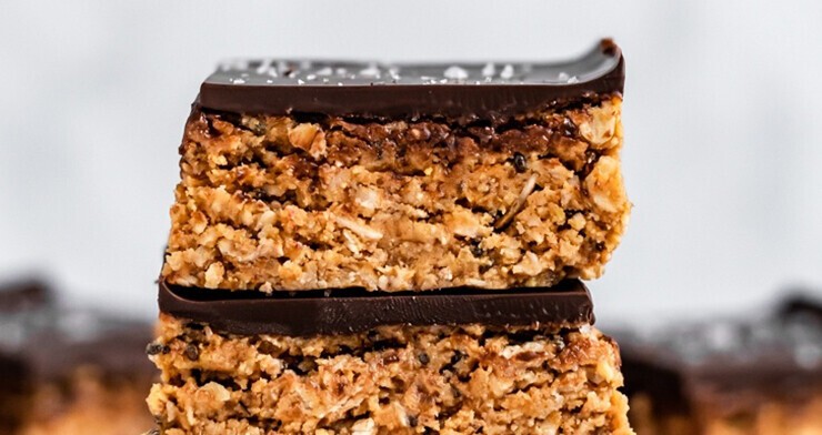 Chocolate Peanut Oat Bars