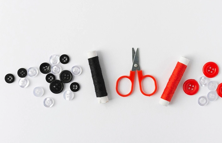 Mini Sewing Kit