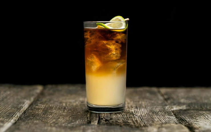 Dark ‘n’ Stormy cocktail recipe