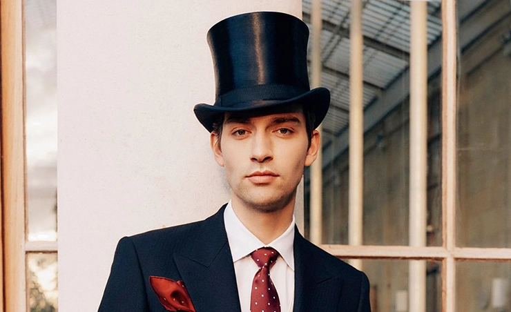 Stovepipe hat
