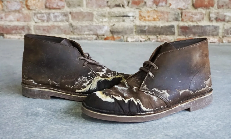 how to remove Salt Stains on Footwear