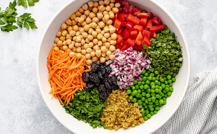 Cashew and Chickpea Salad With Quinoa