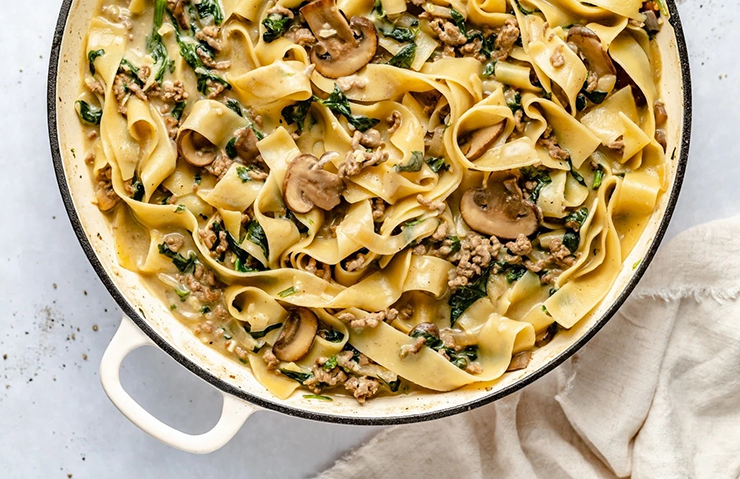 Spinach and Beef Pasta With Mushrooms