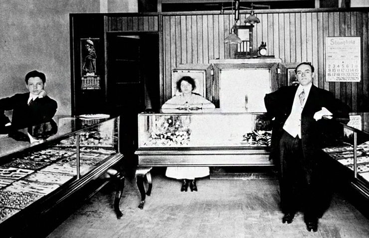 Harry Winston history