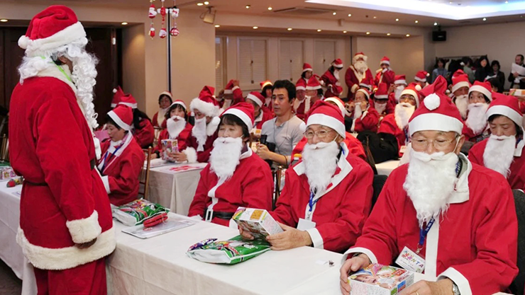 santa claus clothing