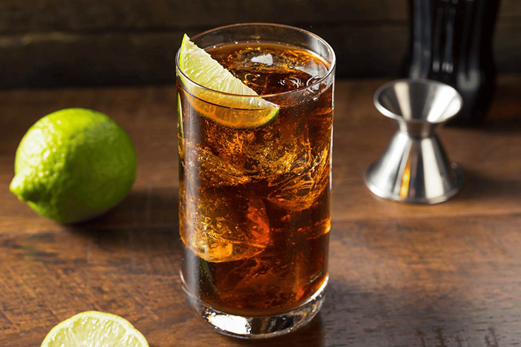 Cuba Libre cocktail