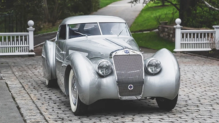 フランス製自動車芸術の傑作